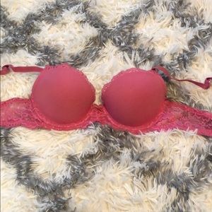 32C VICTORIAS SECRET balconette bra
